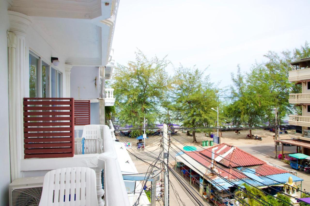 Golden Guesthouse By The Beach Cha Am ชะอำ ภายนอก รูปภาพ